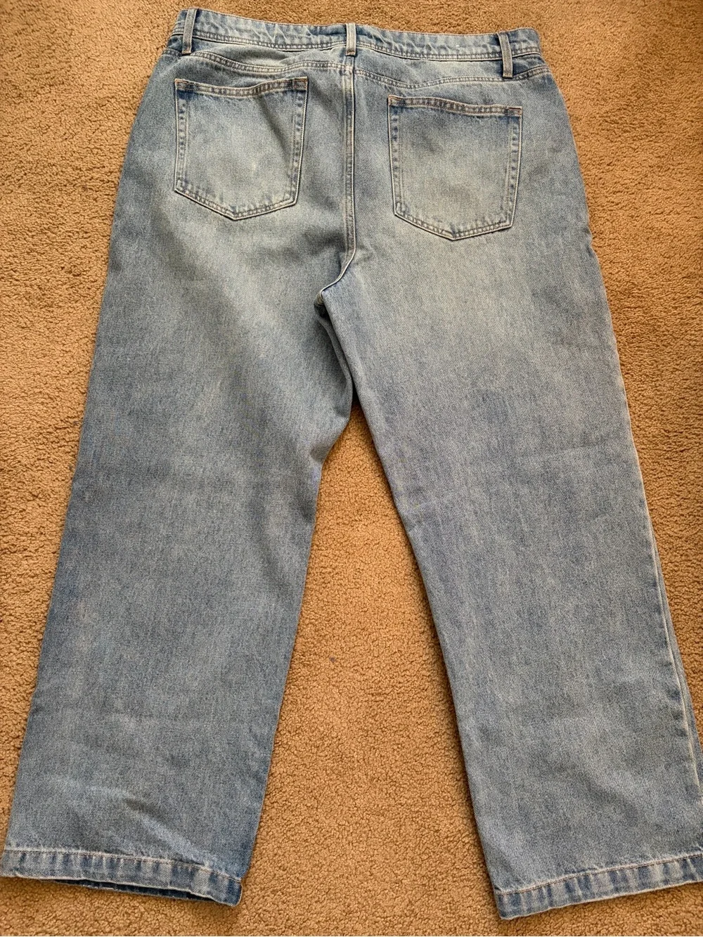 Original Use Men's Light Wash Relaxed Jeans